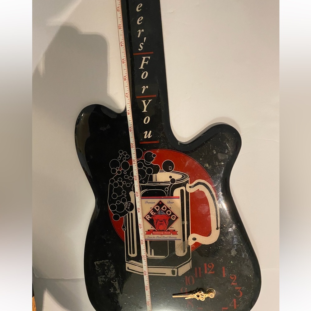 Rare vintage Red Dog guitar clock man cave Brewerania beer